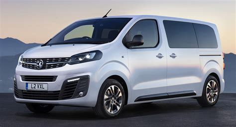 opel vivaro 9 seater.